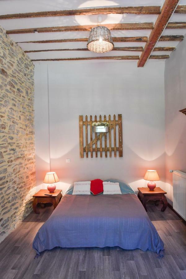 Domaine De La Palombe Guest House Villiers-Fossard Ngoại thất bức ảnh