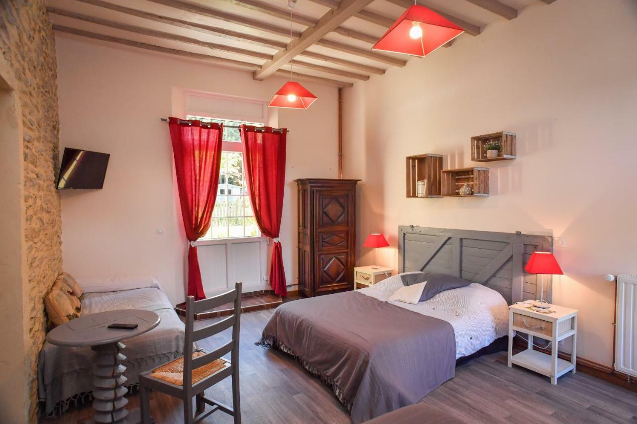 Domaine De La Palombe Guest House Villiers-Fossard Ngoại thất bức ảnh